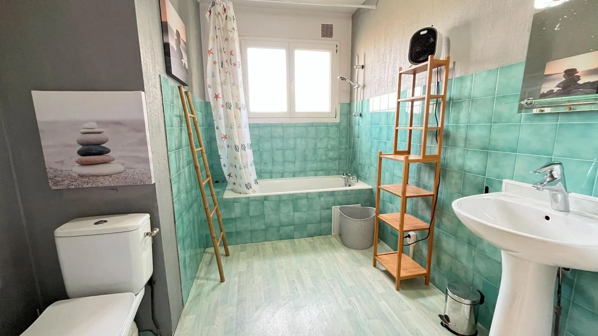Appartement Dans Une Maison Avec Entree Independante A 500M De La Plage Santec